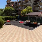 двустаен в комплекс нестинарка ツァレヴォ