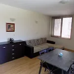 двустаен в комплекс нестинарка *