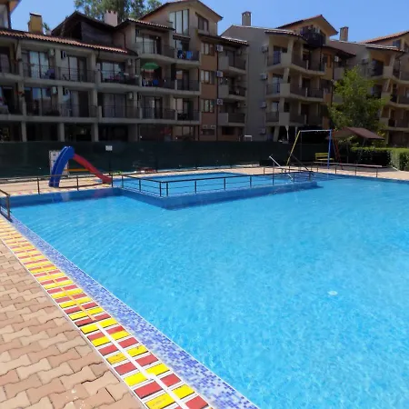 Apartmán двустаен в комплекс нестинарка