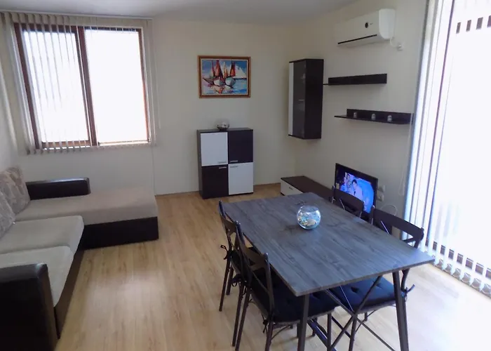 Apartment двустаен в комплекс нестинарка