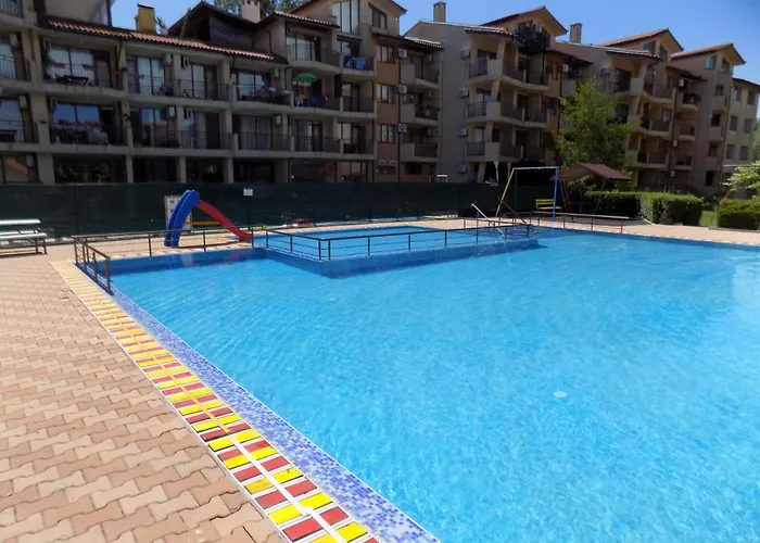 Apartment двустаен в комплекс нестинарка