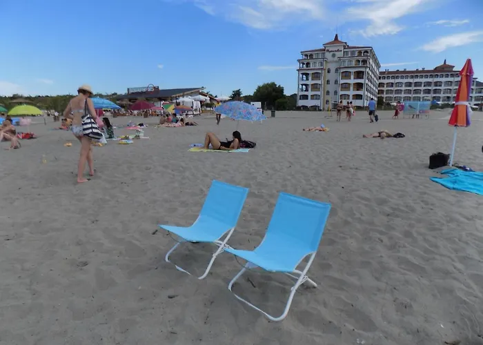 Apartment двустаен в комплекс нестинарка