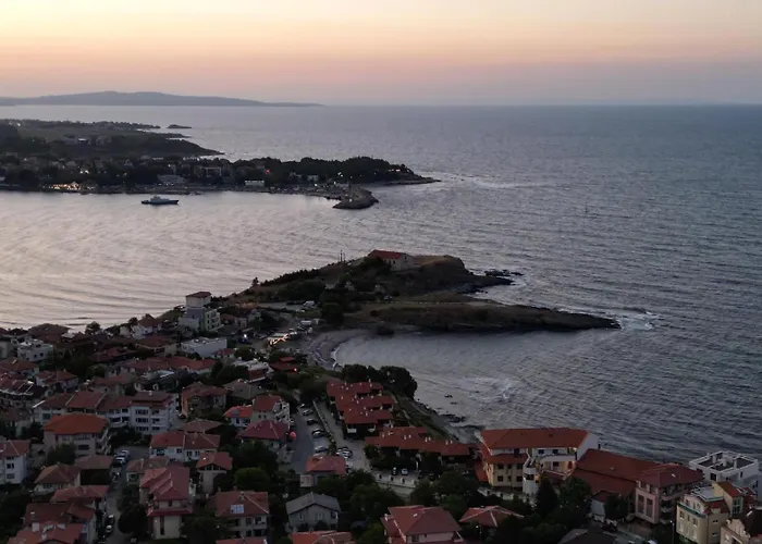 двустаен в комплекс нестинарка Apartment Tsarevo