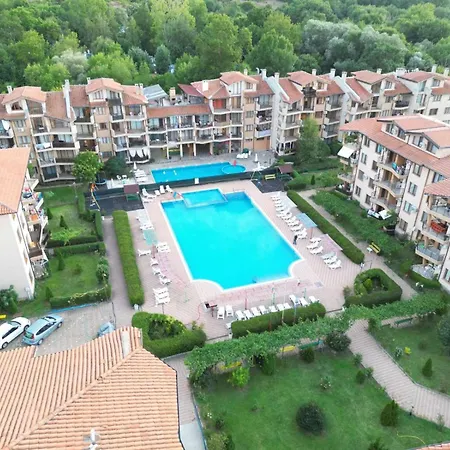 двустаен в комплекс нестинарка