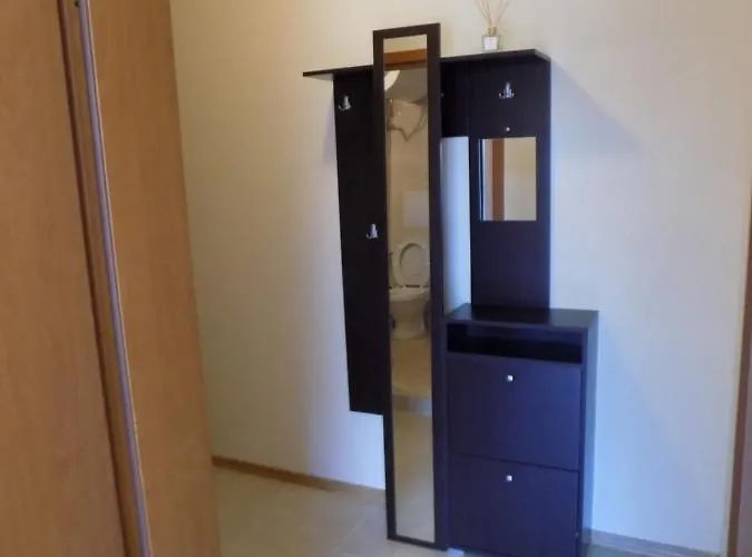 двустаен в комплекс нестинарка Царево